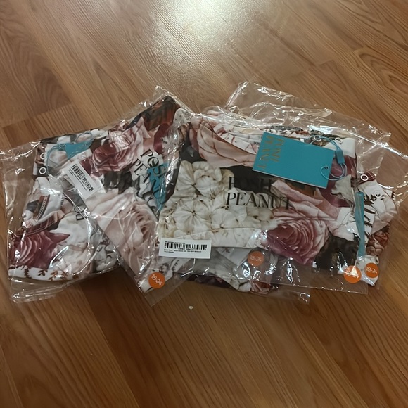 Posh peanut black rose twirl body suit - Picture 2 of 2